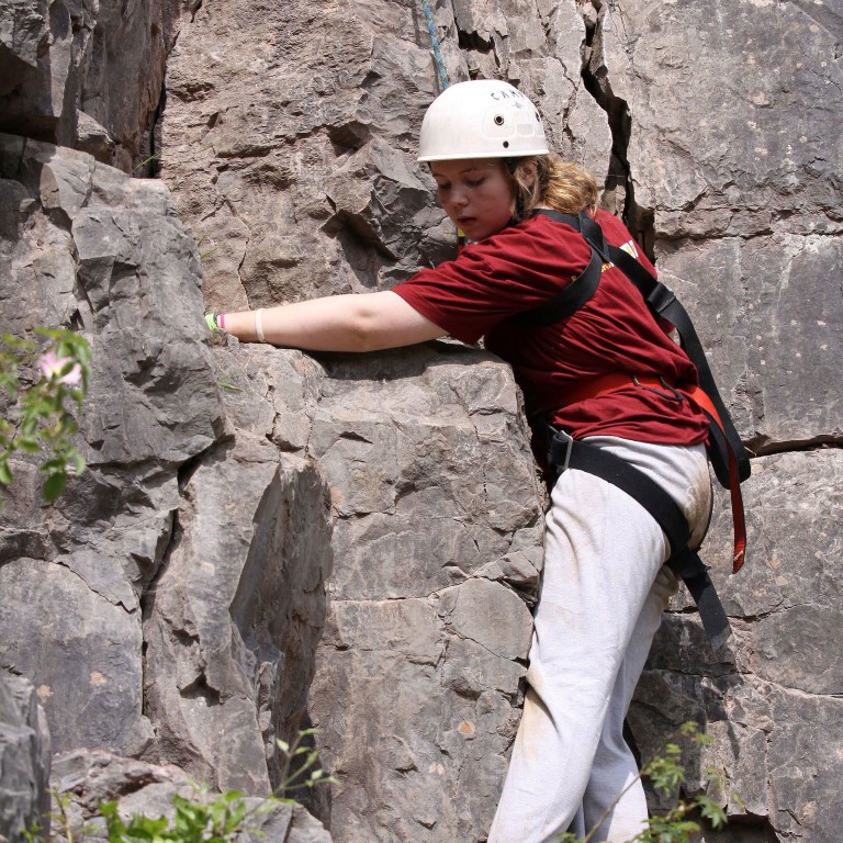 rock-climbing-medium